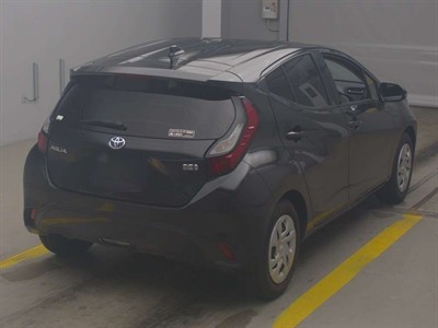 2021 Toyota Aqua - Thumbnail