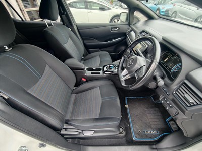 2019 Nissan LEAF - Thumbnail