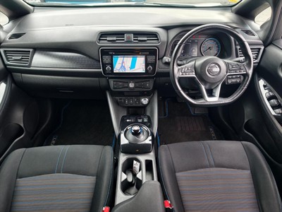 2019 Nissan LEAF - Thumbnail