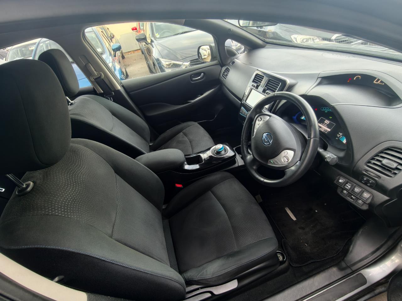 2015 Nissan LEAF