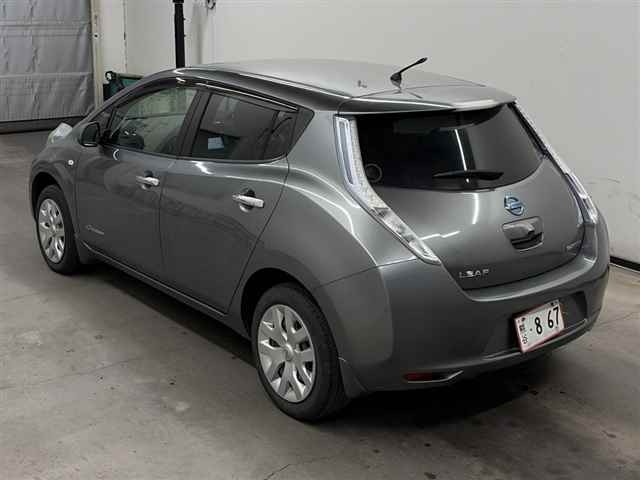 2015 Nissan LEAF