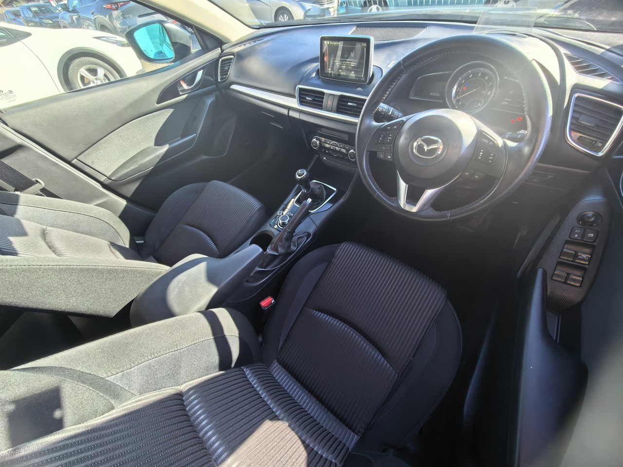 2015 Mazda AXELA