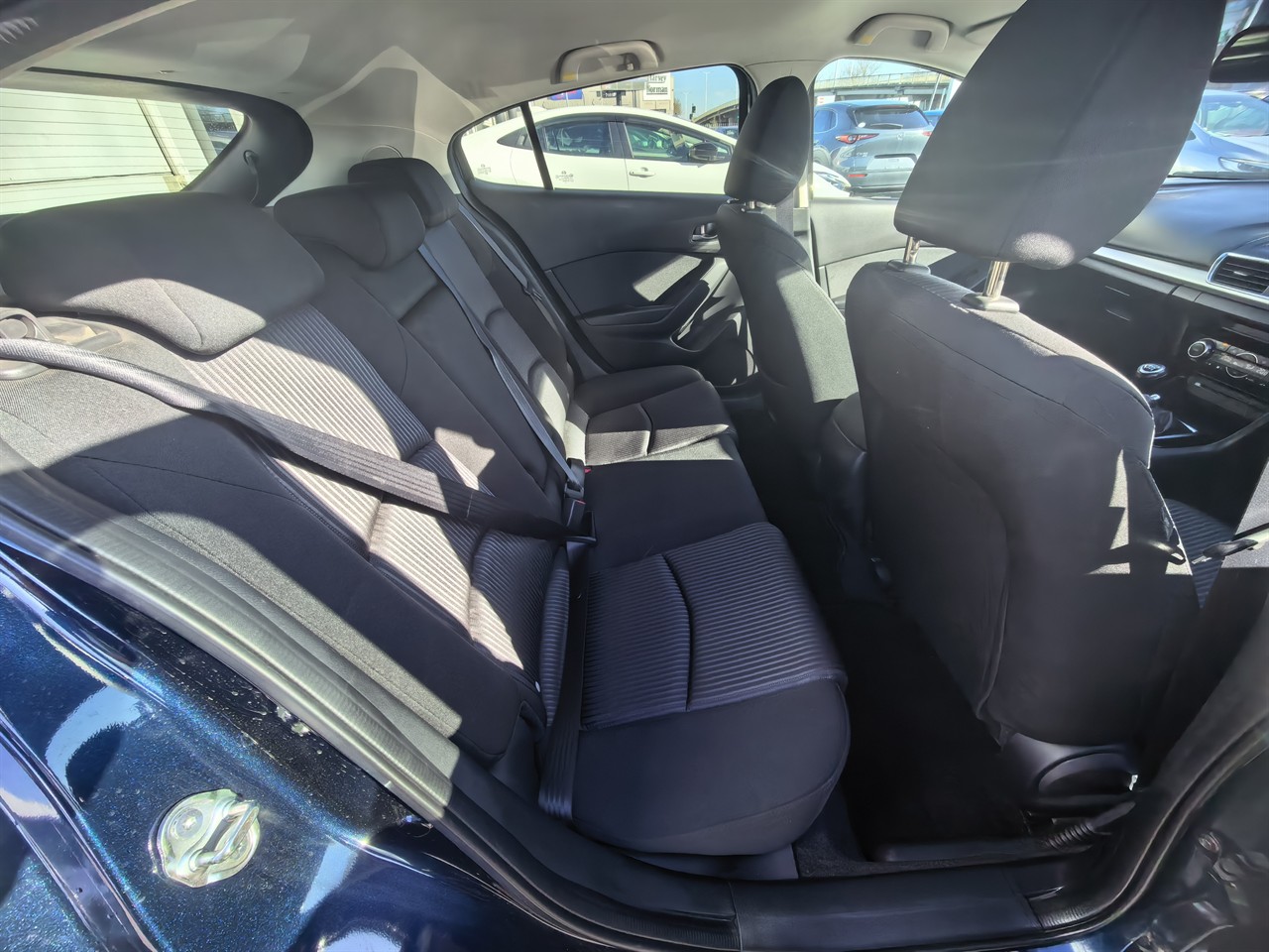 2015 Mazda AXELA