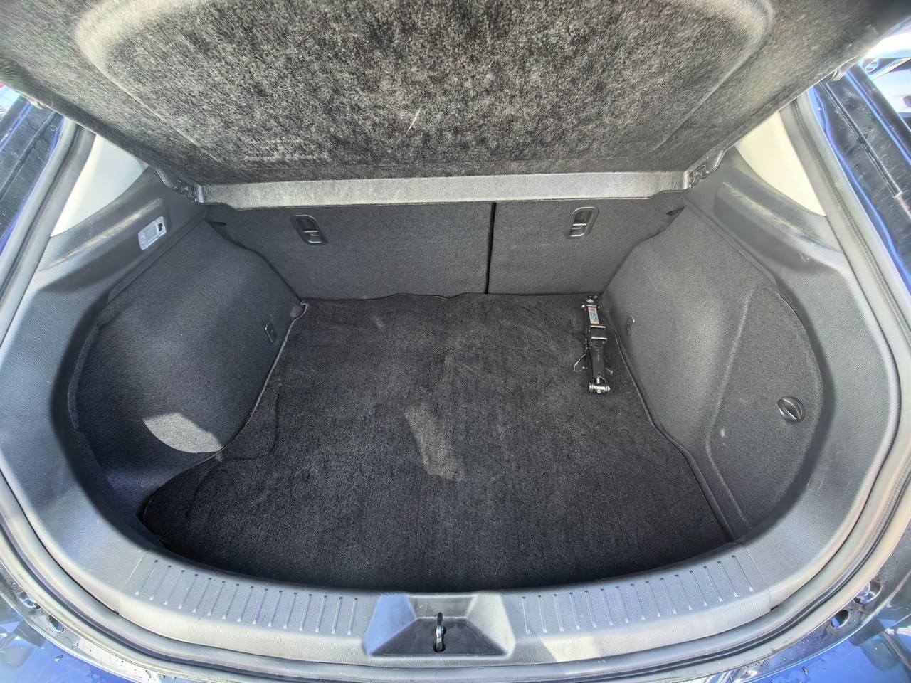 2015 Mazda AXELA