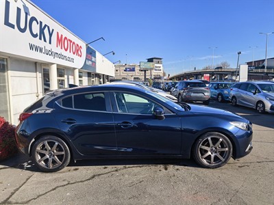 2015 Mazda AXELA - Thumbnail