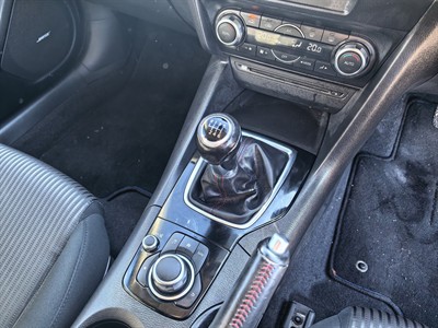 2015 Mazda AXELA - Thumbnail