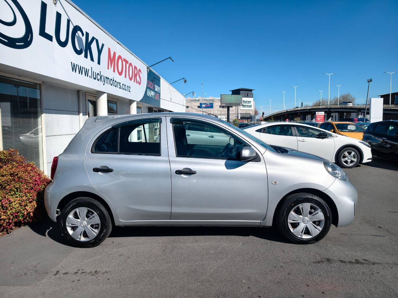 2019 Nissan March