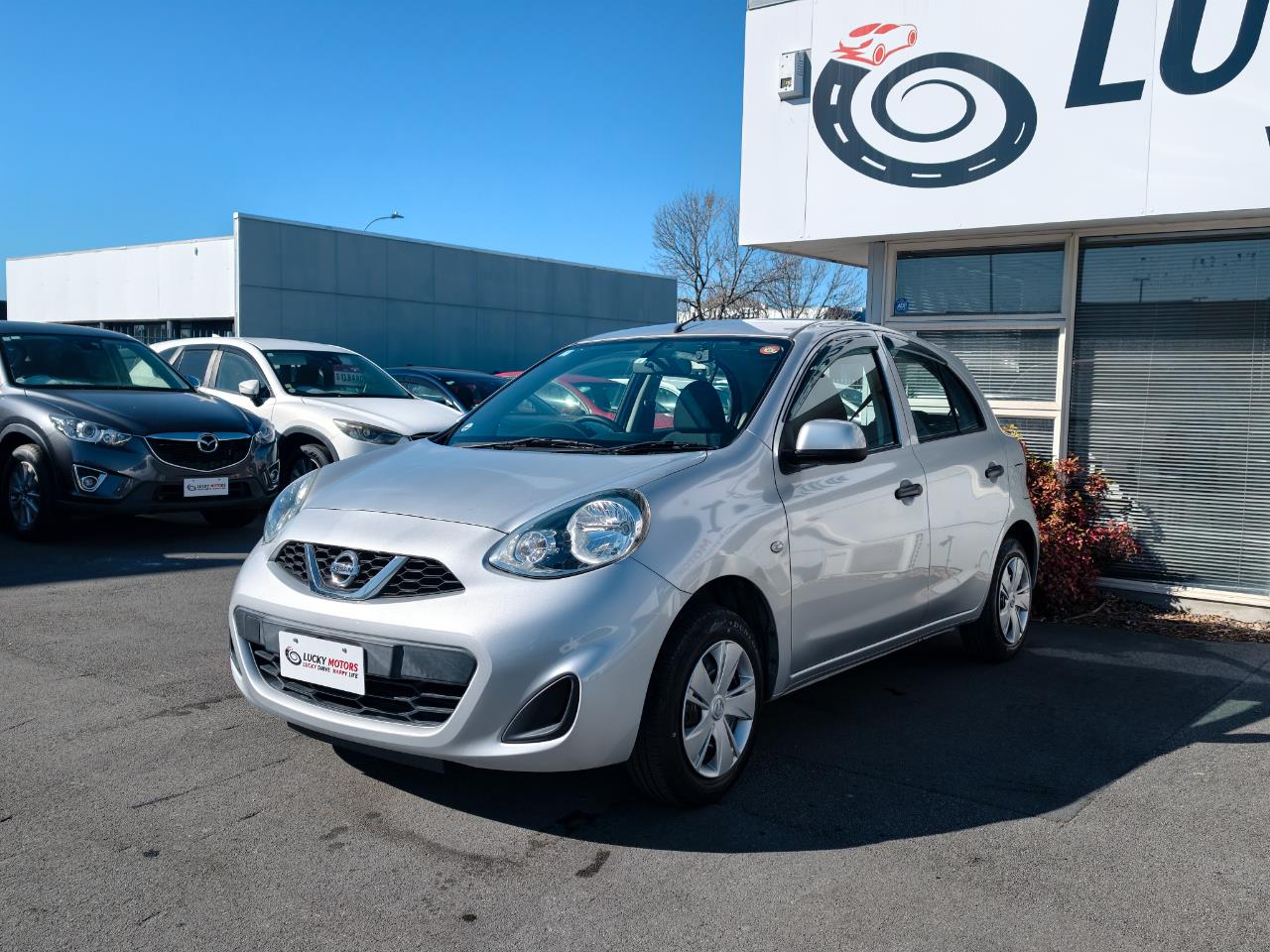 2019 Nissan March