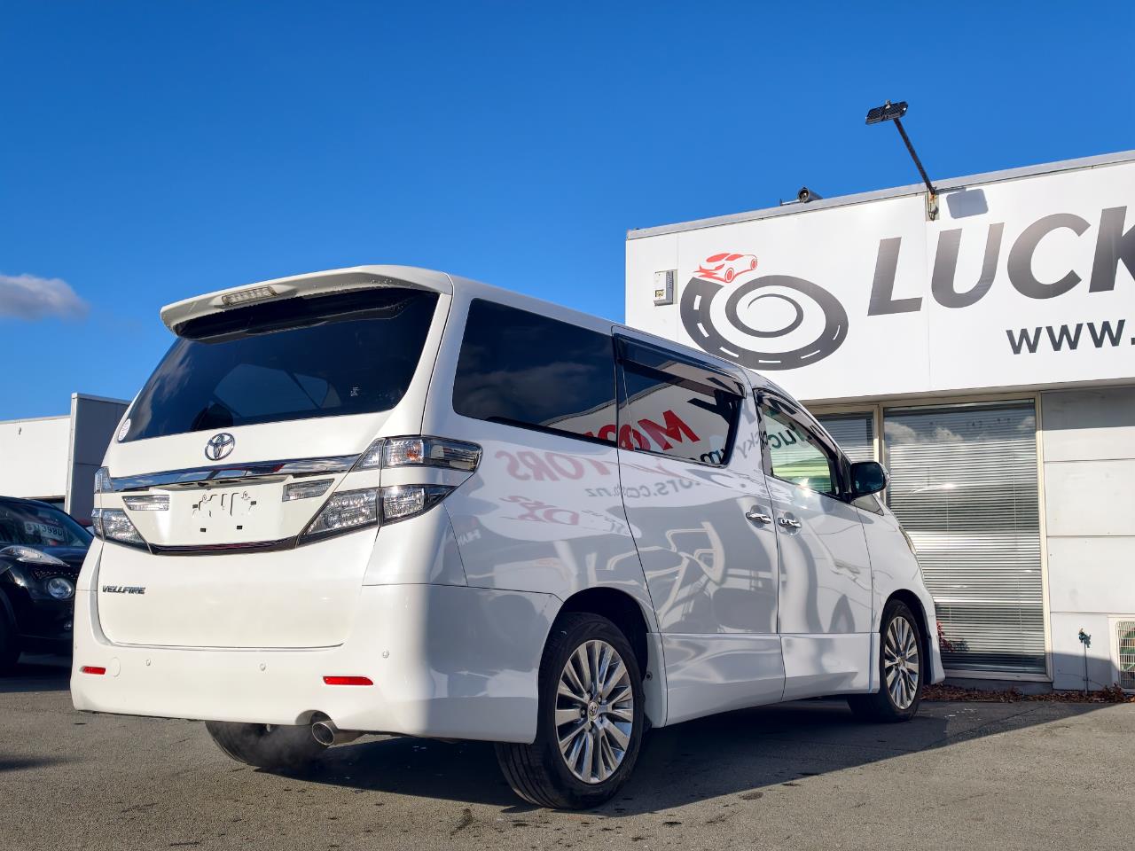 2013 Toyota VELLFIRE