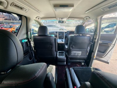 2013 Toyota VELLFIRE - Thumbnail