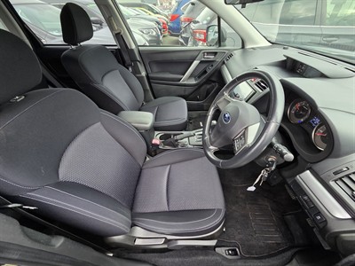 2013 Subaru FORESTER - Thumbnail