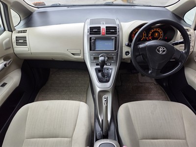 2008 Toyota Auris - Thumbnail