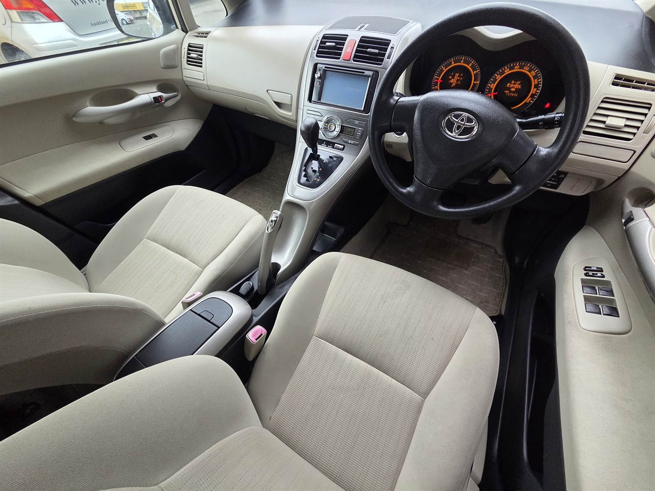 2008 Toyota Auris