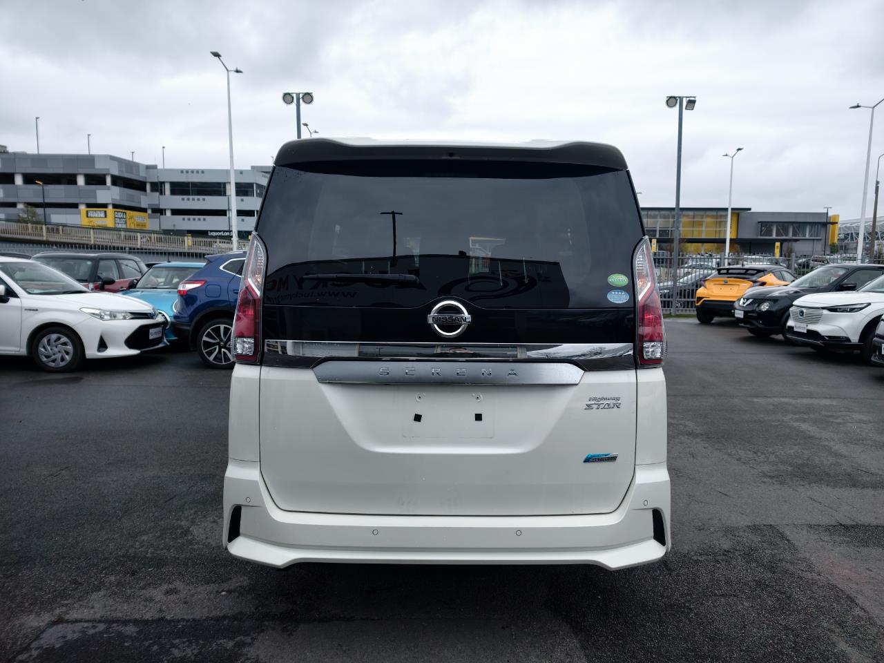 2017 Nissan Serena