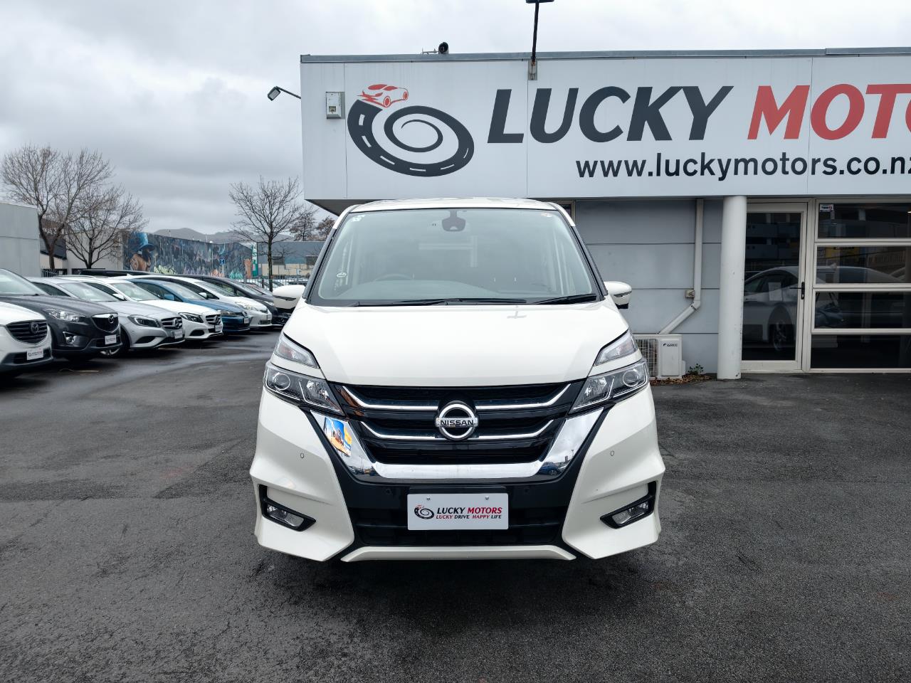 2017 Nissan Serena