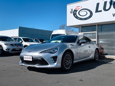 2017 Toyota 86 - Thumbnail