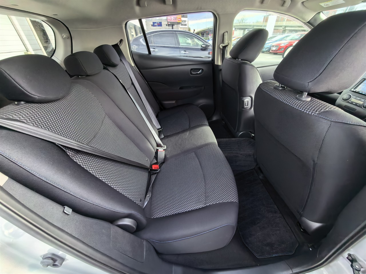 2014 Nissan LEAF
