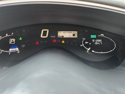 2013 Nissan Serena - Thumbnail