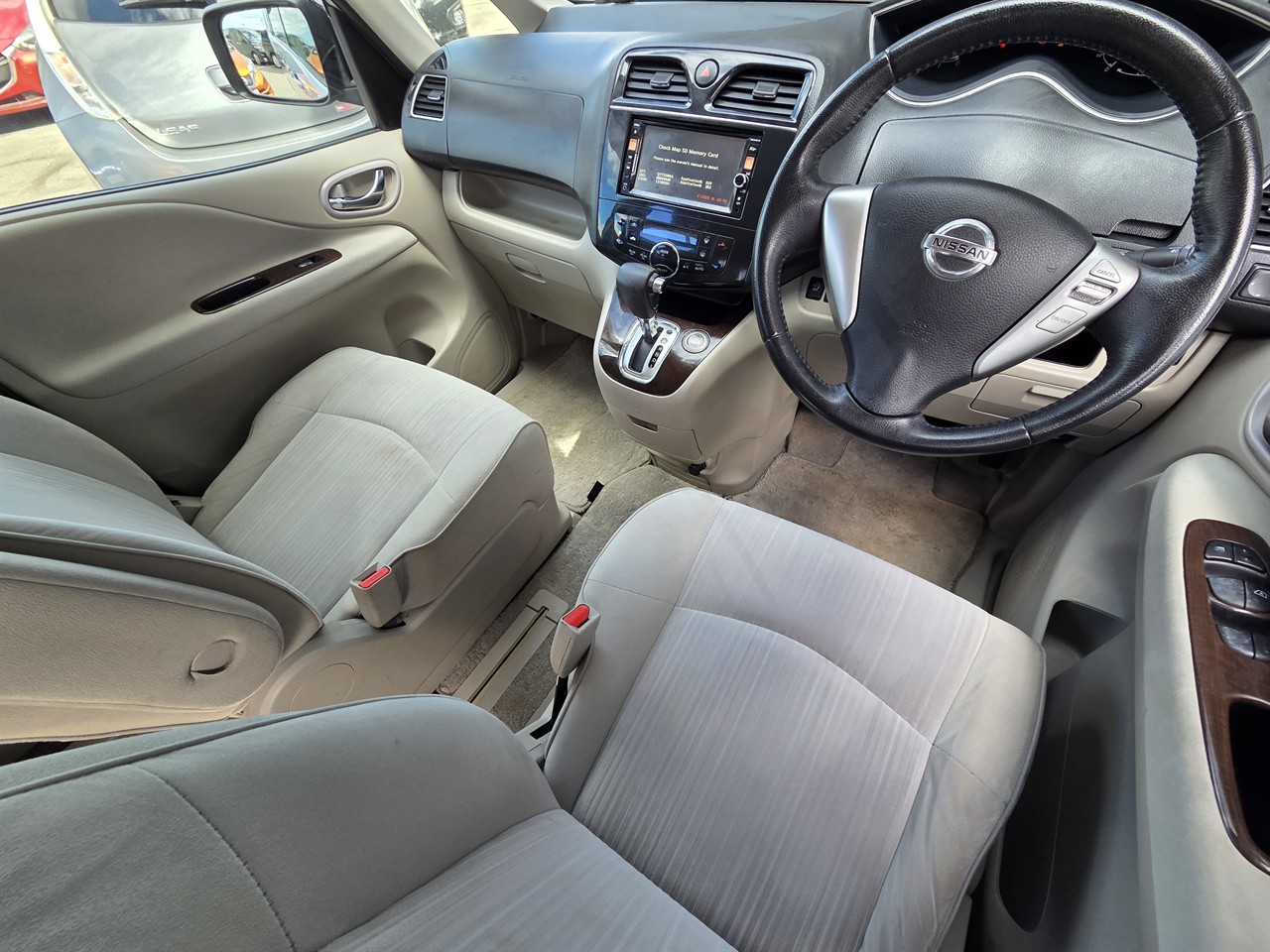 2013 Nissan Serena