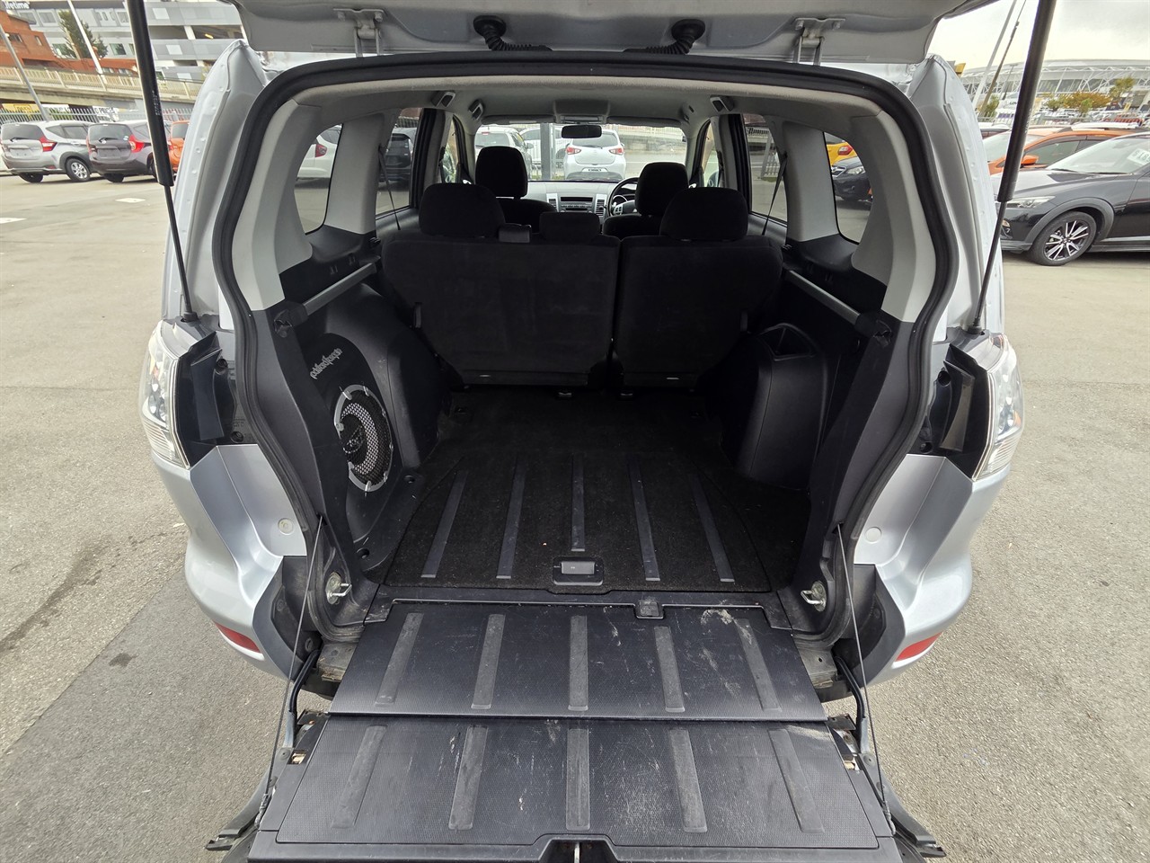 2007 Mitsubishi OUTLANDER