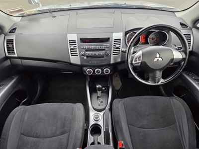 2007 Mitsubishi OUTLANDER - Thumbnail