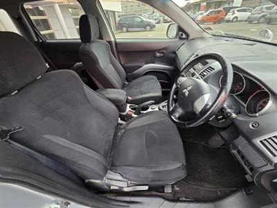 2007 Mitsubishi OUTLANDER - Thumbnail
