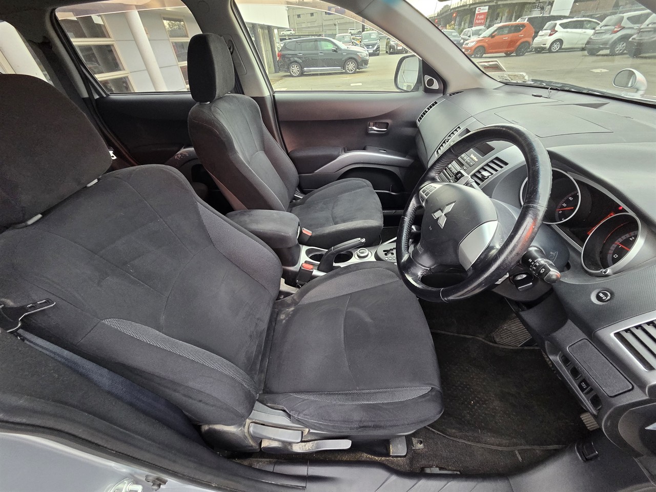 2007 Mitsubishi OUTLANDER