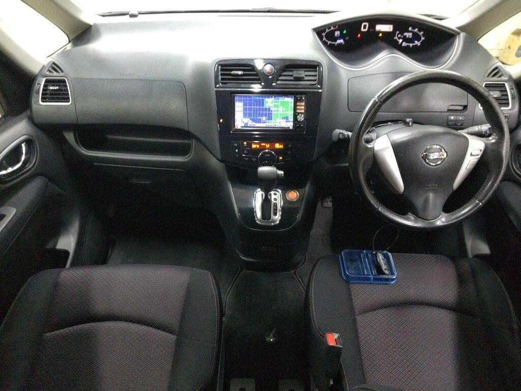 2013 Nissan Serena