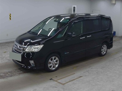2013 Nissan Serena - Thumbnail
