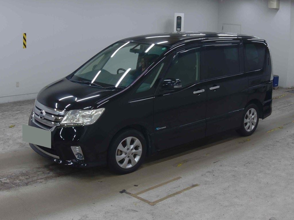 2013 Nissan Serena