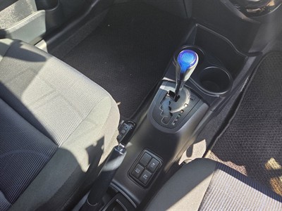 2015 Toyota Aqua - Thumbnail