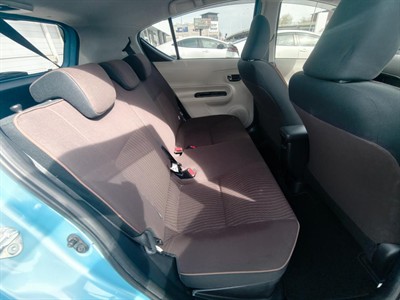2014 Toyota Aqua - Thumbnail