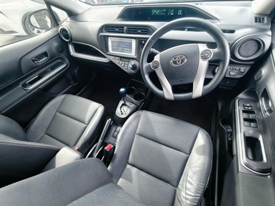 2013 Toyota Aqua - Thumbnail