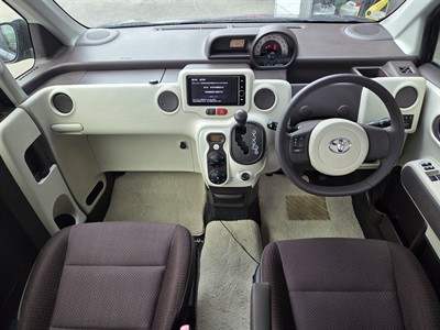 2013 Toyota Spade - Thumbnail