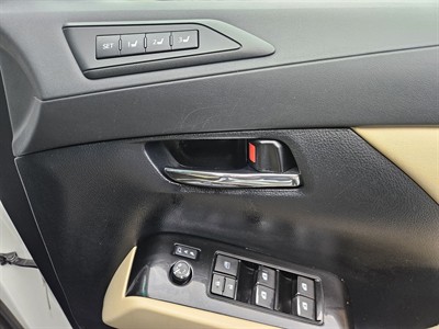 2015 Toyota VELLFIRE - Thumbnail