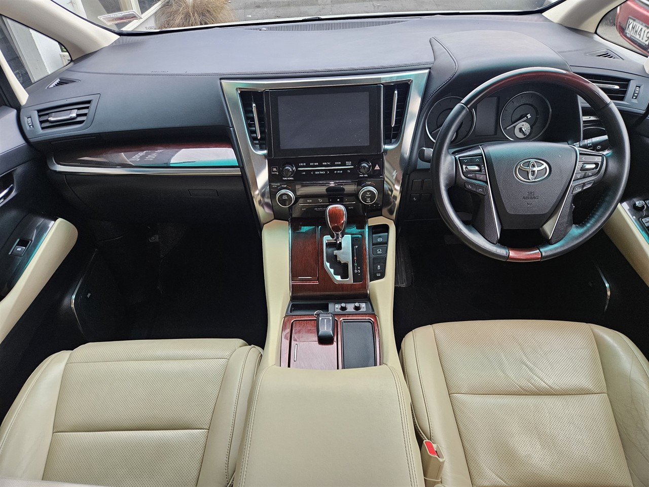 2015 Toyota VELLFIRE