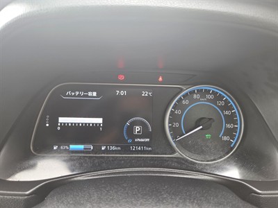 2018 Nissan LEAF - Thumbnail