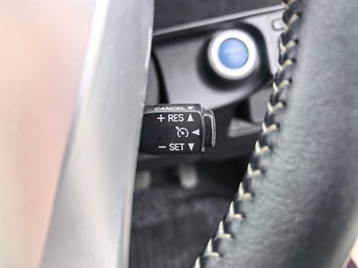 2016 Toyota Aqua - Thumbnail