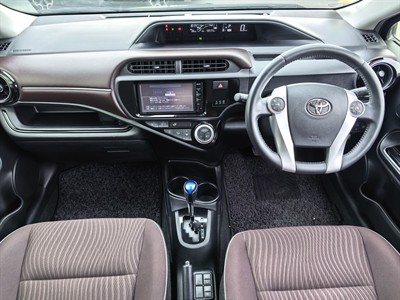 2016 Toyota Aqua - Thumbnail