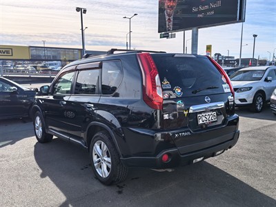 2011 Nissan X-TRAIL - Thumbnail