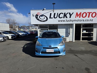 2012 Toyota Aqua - Thumbnail