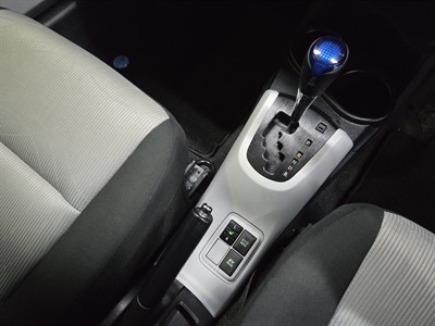 2012 Toyota Aqua - Thumbnail