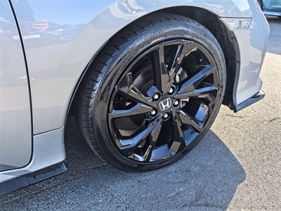 2018 Honda CIVIC - Thumbnail
