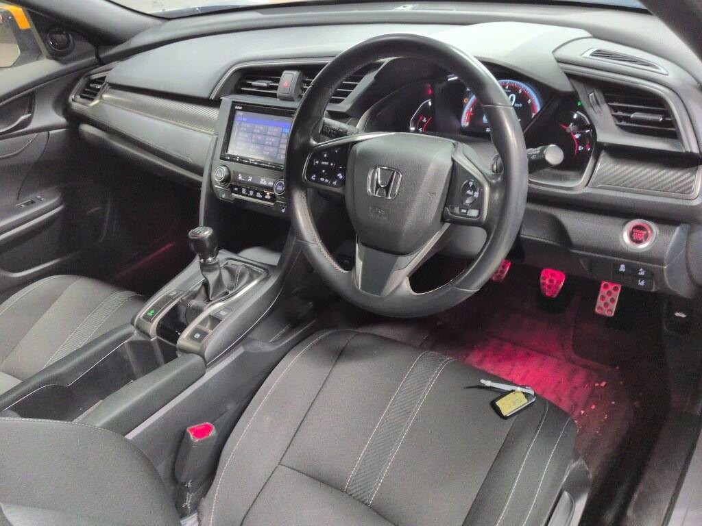 2018 Honda CIVIC