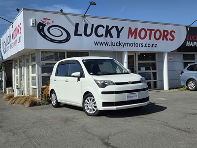 2014 Toyota Spade - Thumbnail