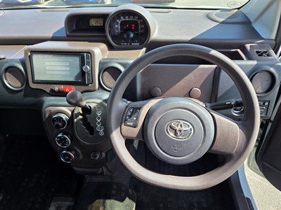 2014 Toyota Spade - Thumbnail