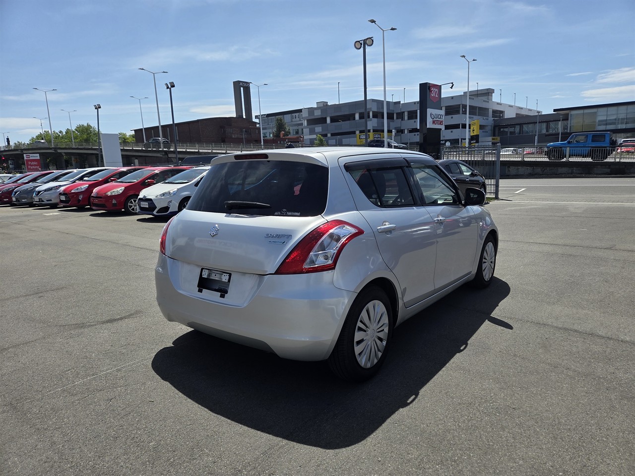 2016 Suzuki SWIFT