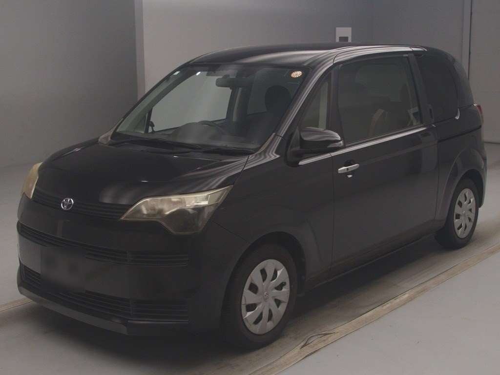 2013 Toyota Spade