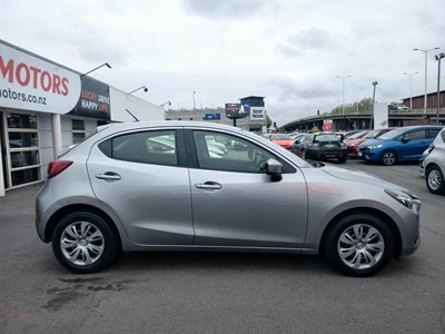 2015 Mazda Demio - Thumbnail