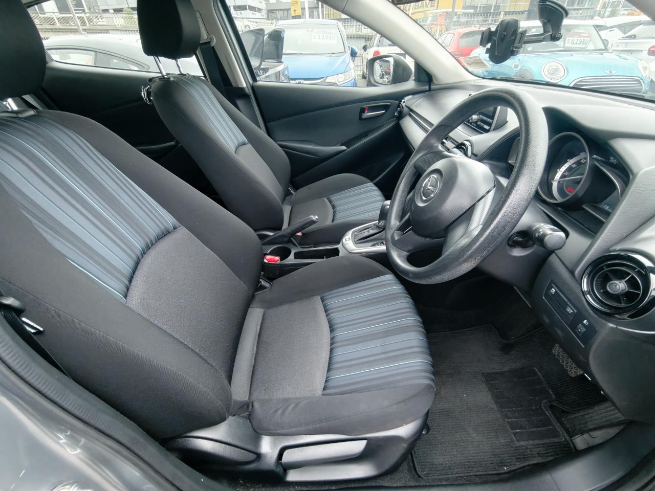 2015 Mazda Demio